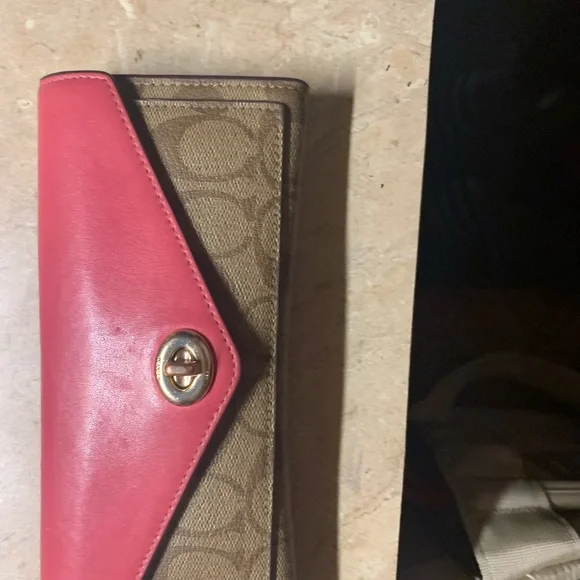 Coach large tote with matching wallet. - Picture 4 of 8